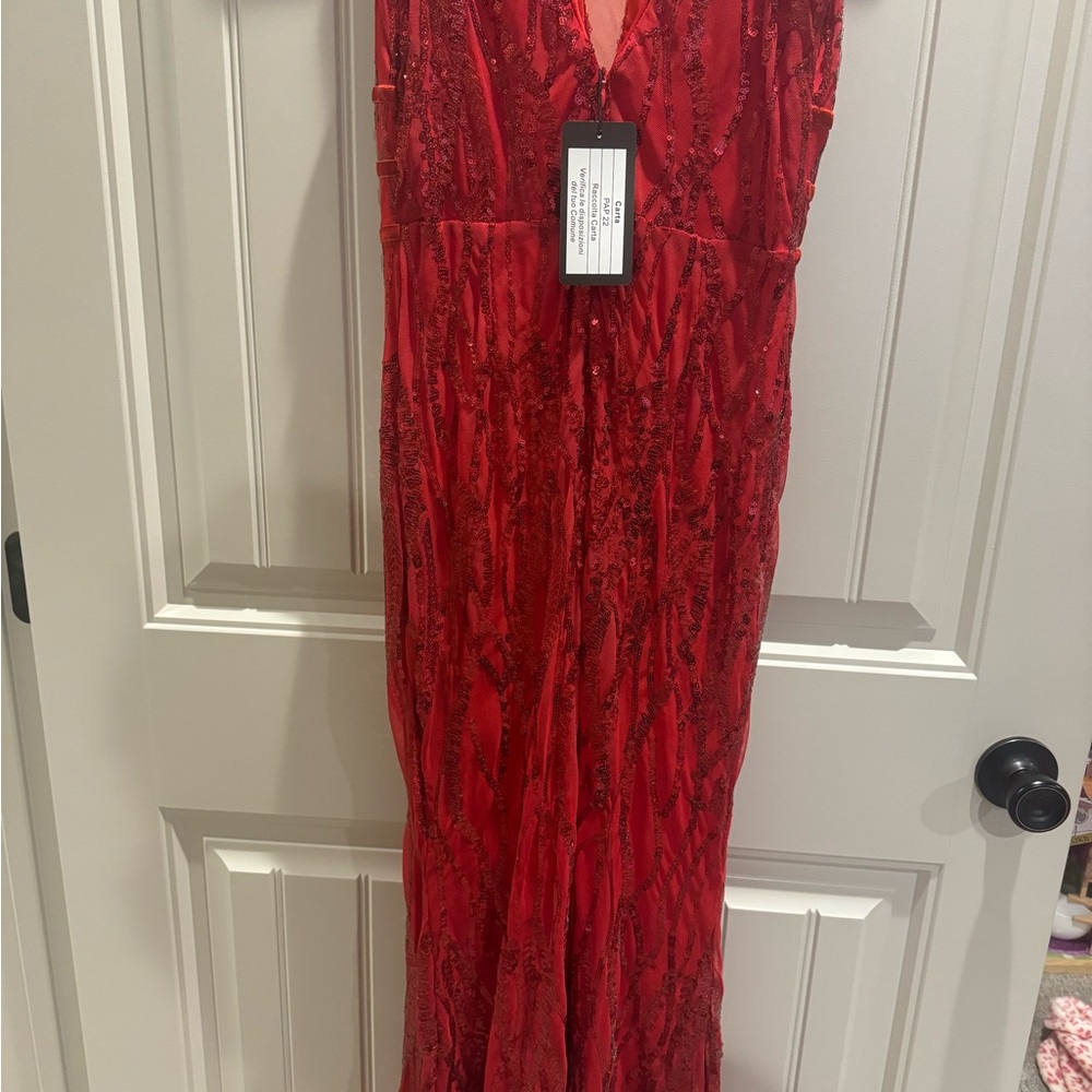 Elegant Red Sequin Gown - Picture 2 of 3